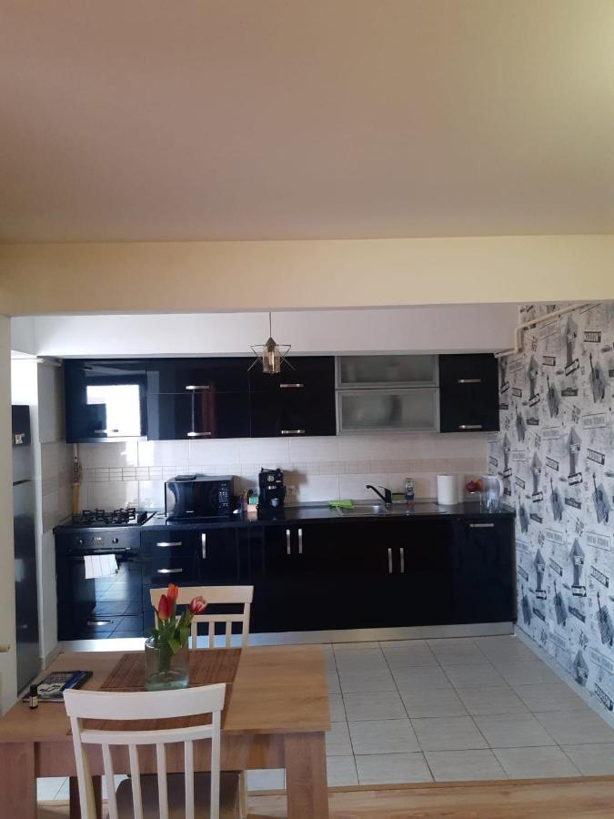 Apartament 3 Camere Ramnicu Valcea Exterior foto