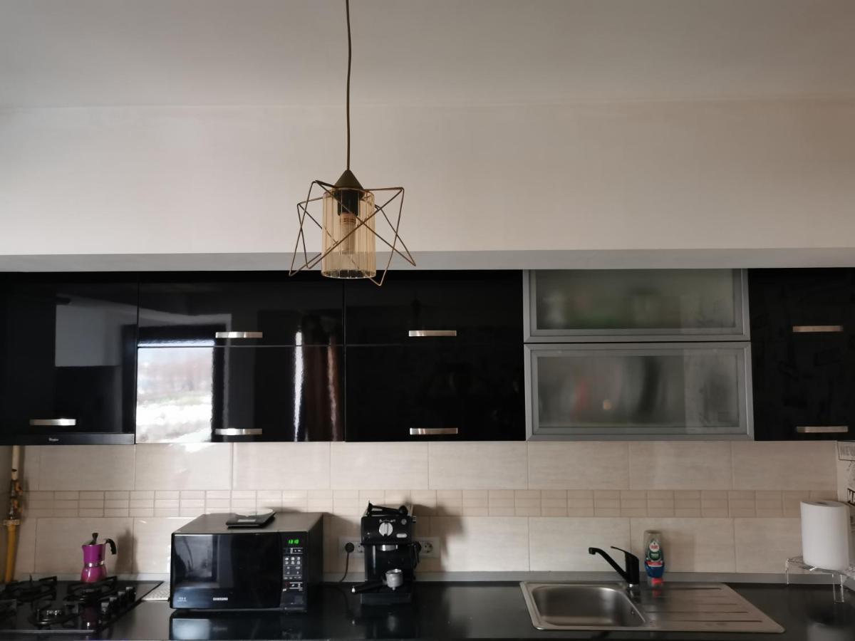 Apartament 3 Camere Ramnicu Valcea Exterior foto